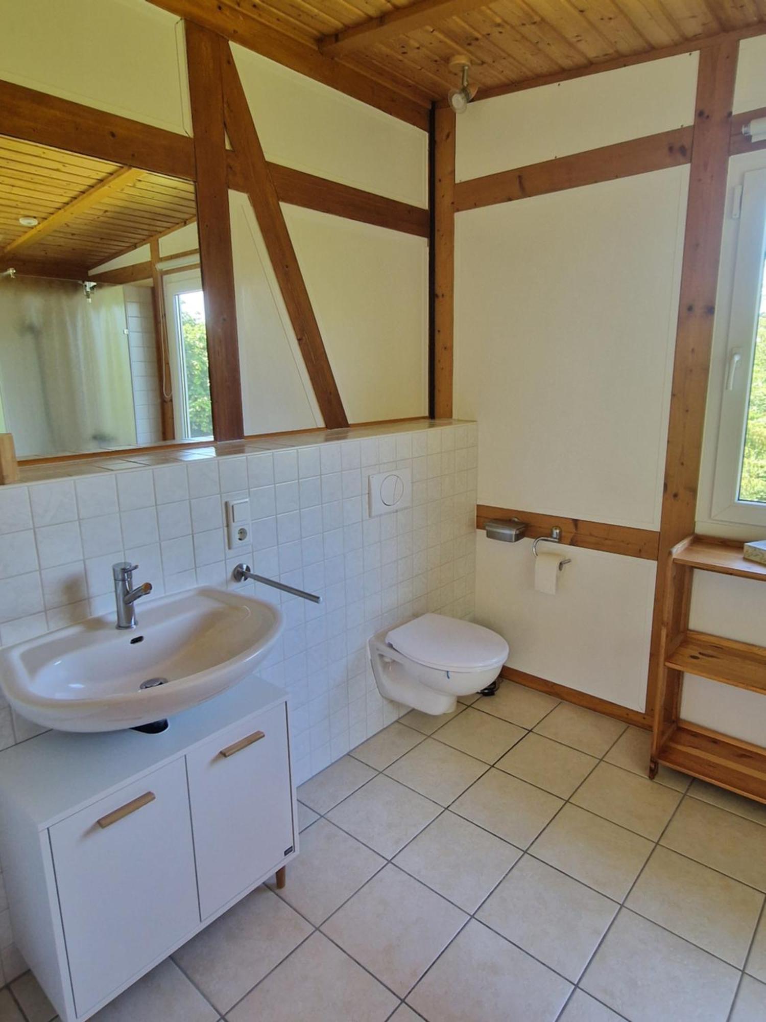 Ferienhaus Berghausen Am Hennesee Meschede Esterno foto