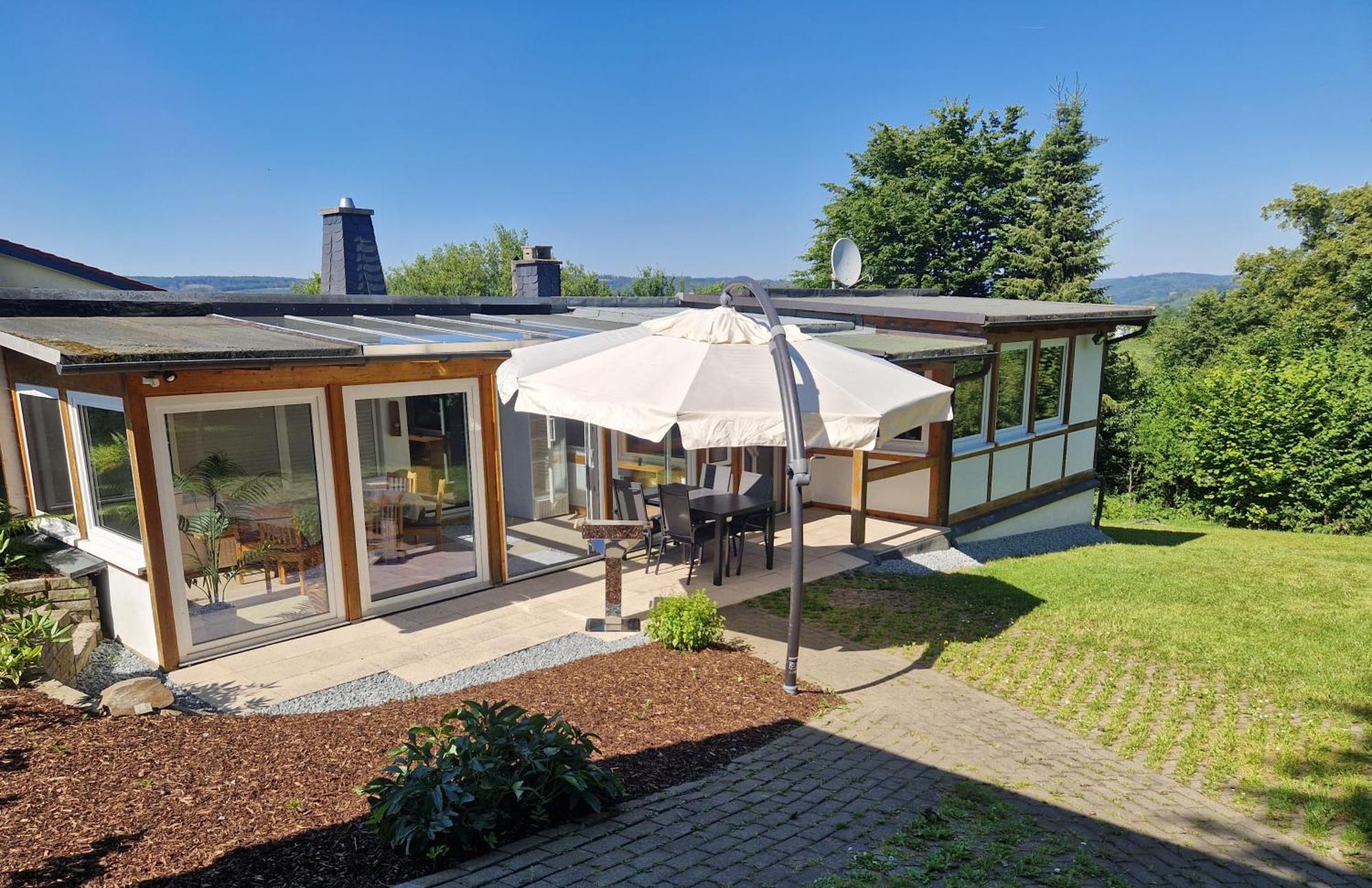 Ferienhaus Berghausen Am Hennesee Meschede Esterno foto